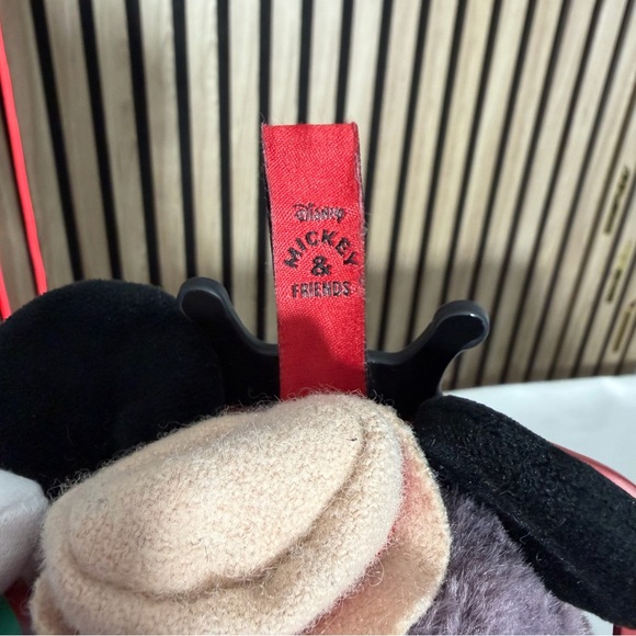 🏰 WOW 🤩 Dimoo World × Disney Vinyl Plush Keychain 💜 RARE "Secret Mickey TV Show" - Picture 7 of 10